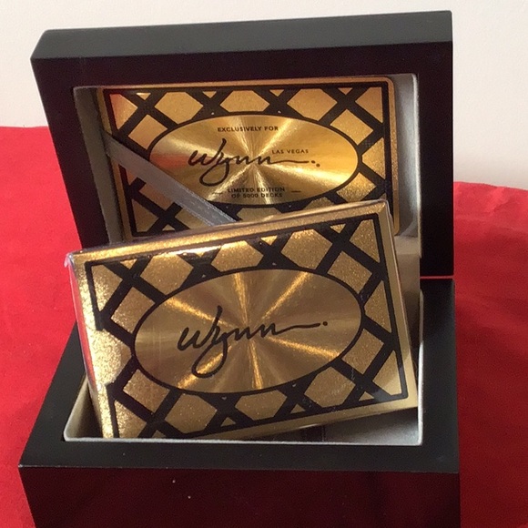 Wynn Hotel & Casino Las Vegas Souvenir Box Set Sealed Playing Cards New - Picture 4 of 4